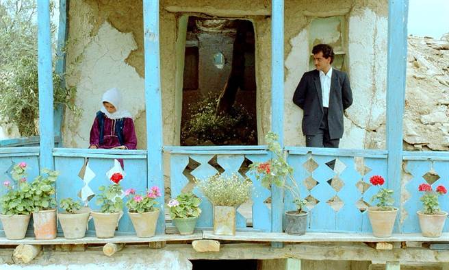 《橄榄树下的情人》最后由塔荷莉（左）跟胡笙主演。（海鹏提供）