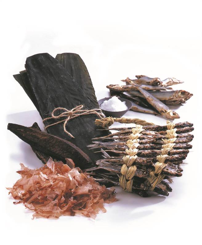 茅乃舍高湯嚴選素材。（茅乃舍提供）