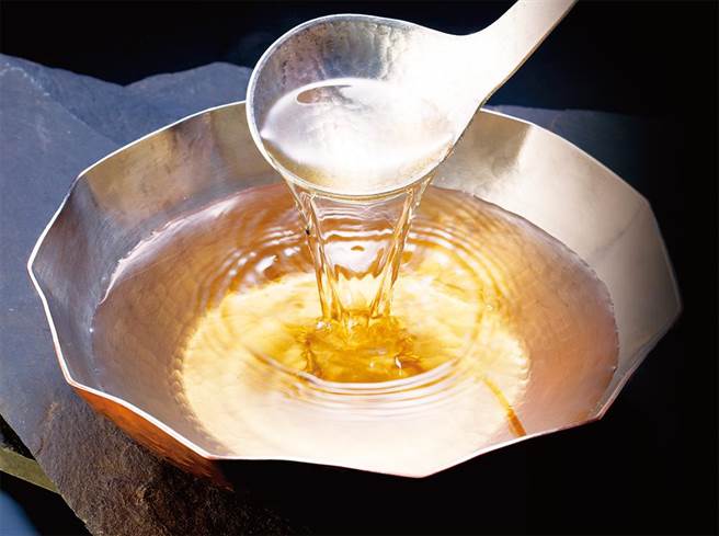 茅乃舍高湯。（茅乃舍提供）