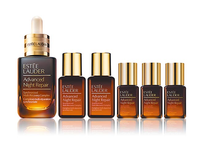 远百桃园即起至4月30日，持纸本振兴券单笔3000元，再送100元十足抵用券。（以活动商品为准）（远百桃园提供）