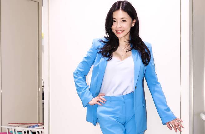 何如芸坦言决定离婚后，卸下董事长夫人身分，身旁贵妇友人随即选边站，全面封锁她。(中时资料照片)