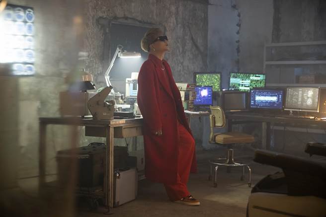 萧秉治《狂人》首波抒情主打〈毒药〉掀起终极浪漫狂潮。（相信音乐提供）