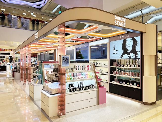 比漾廣場美妝選物店beauty STAGE新登場，加碼推出3000元送200元。（比漾廣場提供）