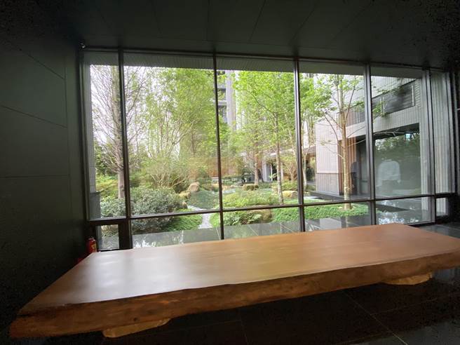 住户回到家就能坐拥满园森态绿意，感受舒适与放松。（卢金足摄）