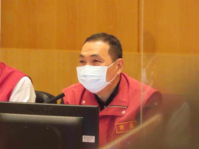 居家照護預計明日突破2000案 侯友宜：沒有提前做絕對撐不住。（葉得正攝）