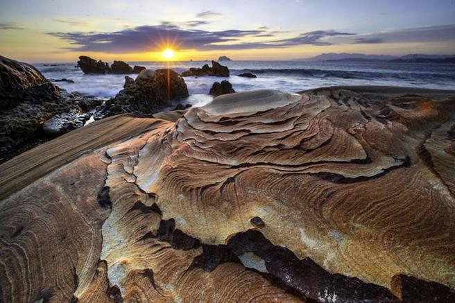 新北市万里区-永不凋零千年玫瑰石。摄影：郑自妍　图：北海岸及观音山风景区管理处／提供