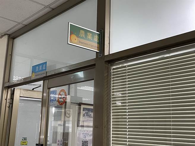 彰化县卫生局长叶彦伯说明疫情。（吴敏菁摄）