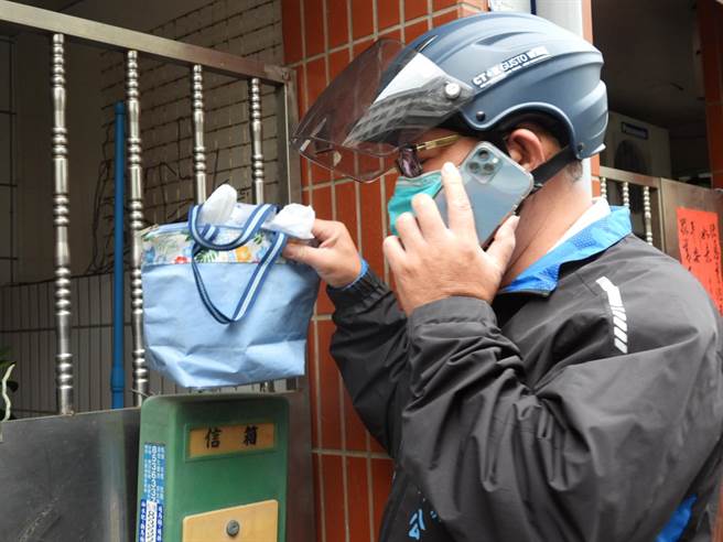 花莲地形狭长，医疗资源多集中于市区，原民偏乡无社区药局，送药到府恐面临挑战，因此花莲县药师公会将召集全县26间响应送药到府的药局医师，协调分配配送区域。（罗亦晽摄）