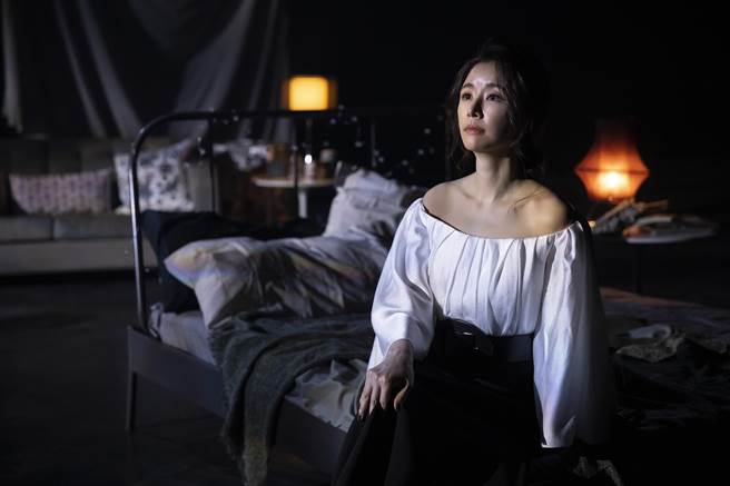 林心如〈请别爱我〉化身萝丝妈妈倾诉沧桑。（相信音乐提供）