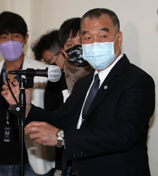 国防部长邱国正上午赴立法院国防委员会备询。（刘宗龙摄）