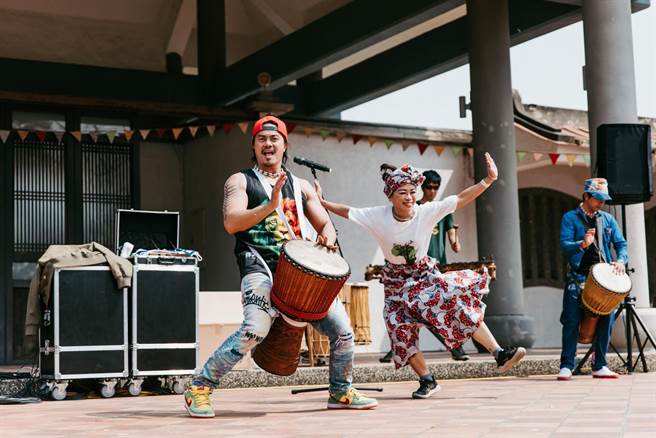 第14届草草艺术节原订4月30日、5月1日登场，现却因垫付案争议和疫情严峻，已确定延期举办，图为资料画面。（嘉义县政府提供／吕妍庭嘉义提供）