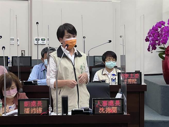 台南市政府体育局将于今年7月1日成立，市府人事处长沈德兰表示，初期的人员规模将有82人。（洪荣志摄）