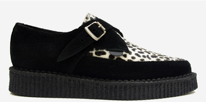 Dara以英國潮流品牌「UNDERGROUND」鬆糕鞋登上科切拉，歐元145.83元，約台幣4618元。（翻攝自UNDERGROUND官網）