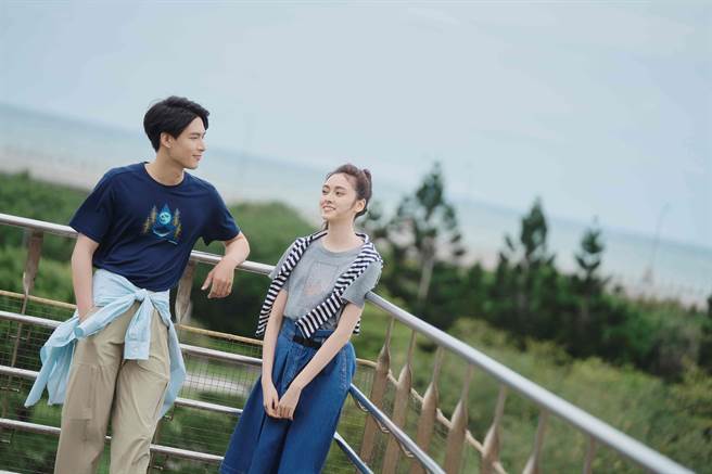 Smartwool與插畫家manual_for_all聯名TEE已在直營門市販售，售價2280元。（Smartwool提供）