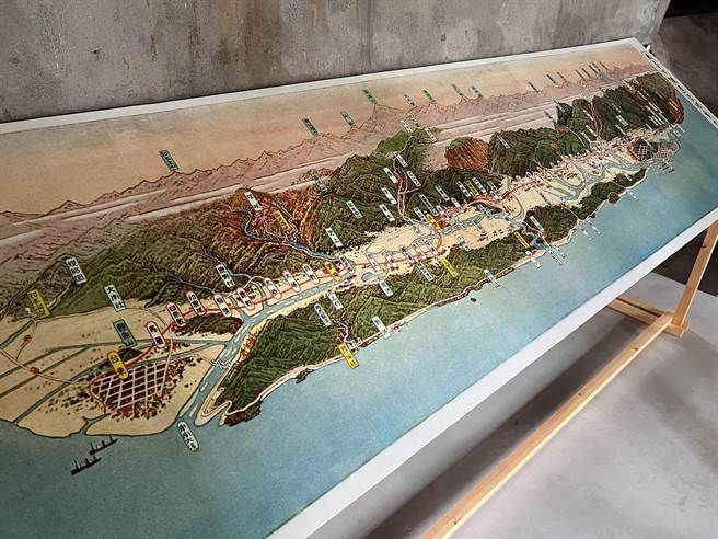 台東舊站±百年系列活動帶領老台東人重溫、遊客認識台東舊站百年來的風華。（蔡旻妤攝）