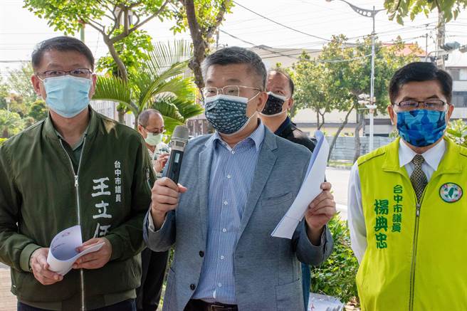 蔡其昌强调，「如果蔡主席与党徵召我参选，我一定会全力以赴，赢回台中；如果徵召其他优秀同志，我也会全力辅选。」（立委蔡其昌服务处提供）