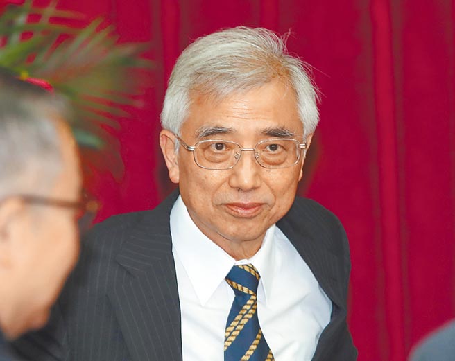 大法官吴陈镮的法官女儿吴佳桦审理一起外遇案时认为，现今宪法已优先保障配偶性自主权而非婚姻幸福。(本报资料照)