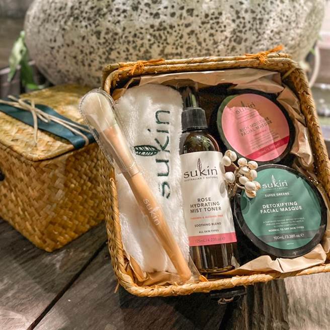 Sukin升华美肌礼盒使肌肤恢復光泽亮丽。（Sukin提供） 