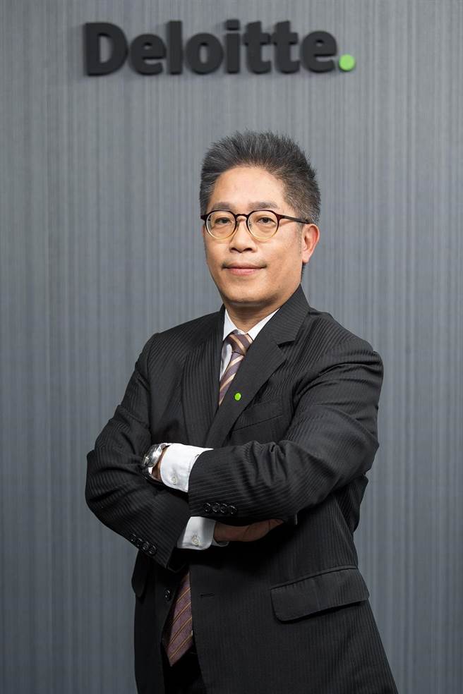 勤业眾信联合会计师事务所税务部资深执行副总经理陈文孝今（21）表示，为避免重复课税，台籍个人在处分中国大陆住房时务必留意申报方式及相关抵扣条件。（勤业提供）