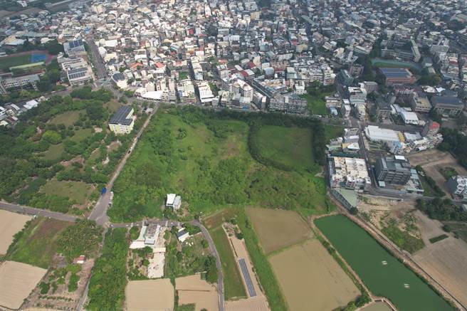 「高雄市第97期重划区」空拍图。（高市地政局提供／袁庭尧高雄传真）