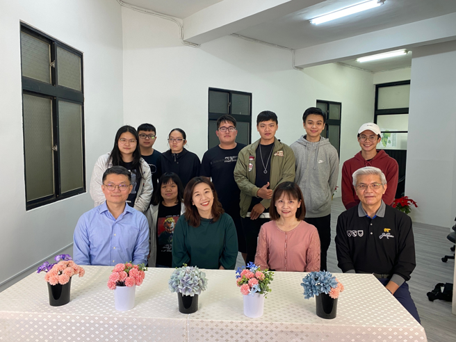 中臺科大资管系特别办理一场「网红经济分享座谈会」，不藏私地分享该系影片制作、社群经营、网红经济……等经验。(图/中臺科大提供)