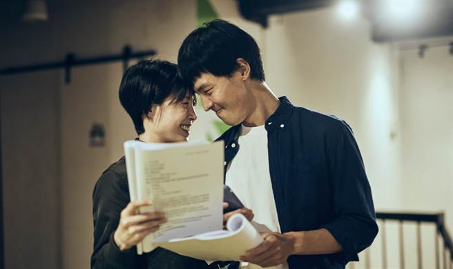 破亿恐怖片票房女星蔡亘晏（左）挑战舞台剧与黄俊杰饰演夫妻。（图：巨宸制作提供）