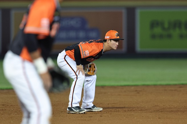 统一狮林靖凯20日在比赛后段移防游击。（统一狮提供）