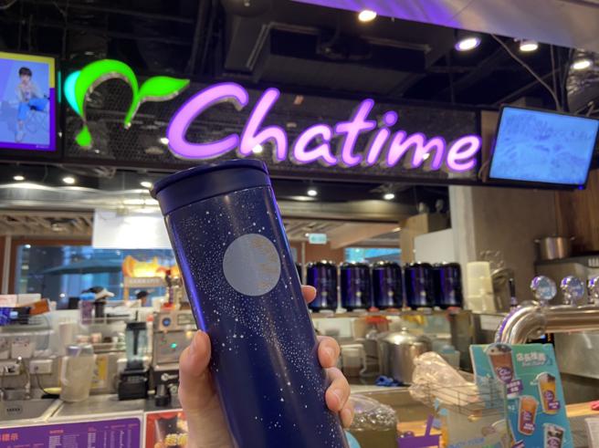 响应世界地球日，Global Mall今（22日）推自带环保杯送饮品活动。（Global Mall提供）