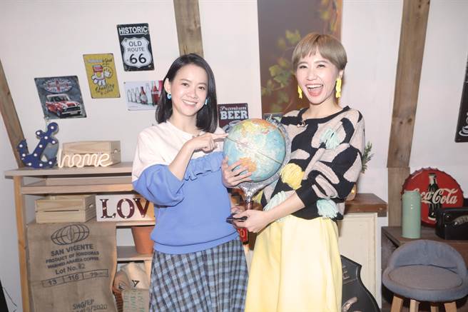 曾宝仪、Lulu黄路梓茵跟大家一起「音乐偽出国」。（公视提供）