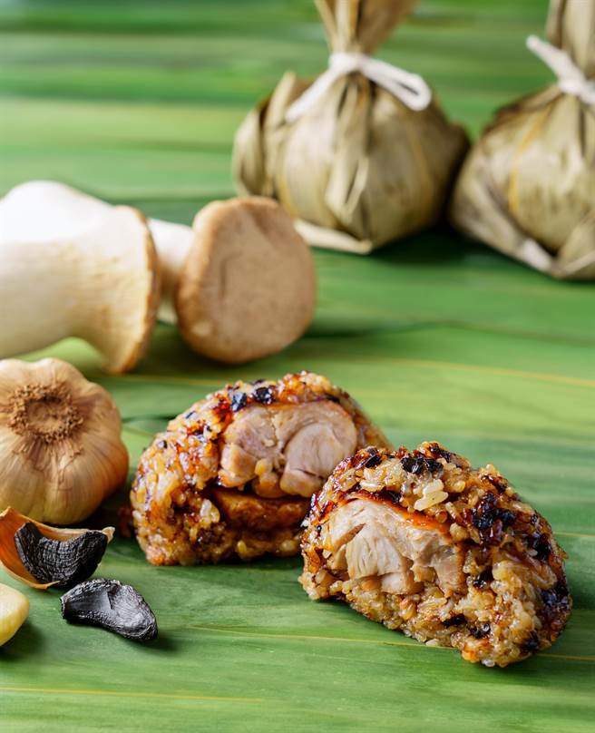 潮品集金银蒜蚝皇土鸡粽。（神旺大饭店提供）