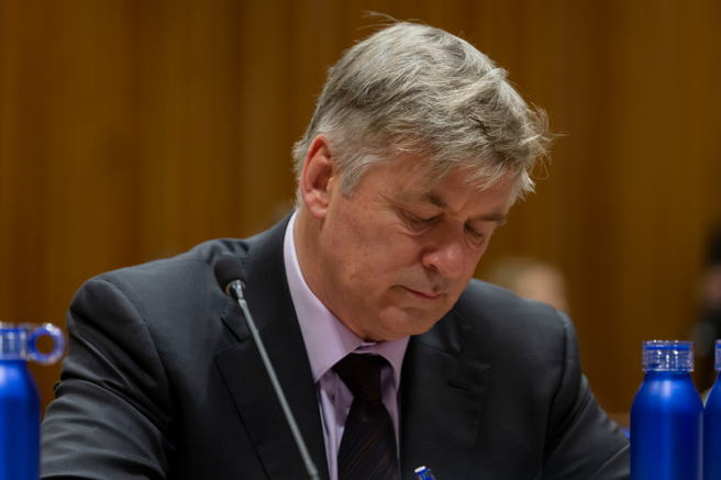 亚歷鲍德温误杀事件判定无罪。（图／达志影像）