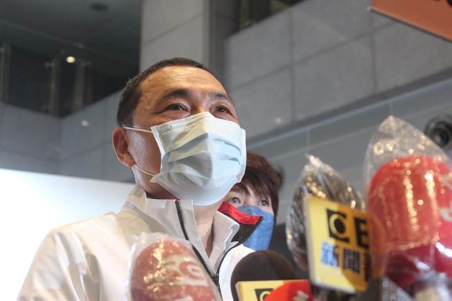 新北市长侯友宜表示，「陈部长也是想把问题解决的人，非有意的。」(陈慰慈摄)