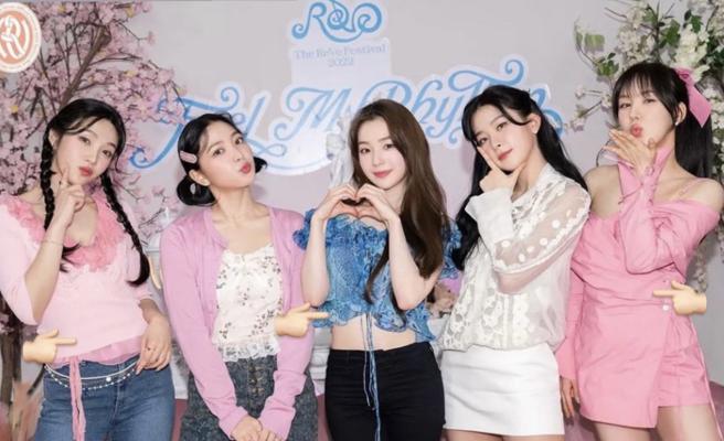 Red Velvet近期回归，大量运用义大利时尚品牌BLUMARINE打造甜辣Y2K风格。（翻摄自Red Velvet官方IG帐号）