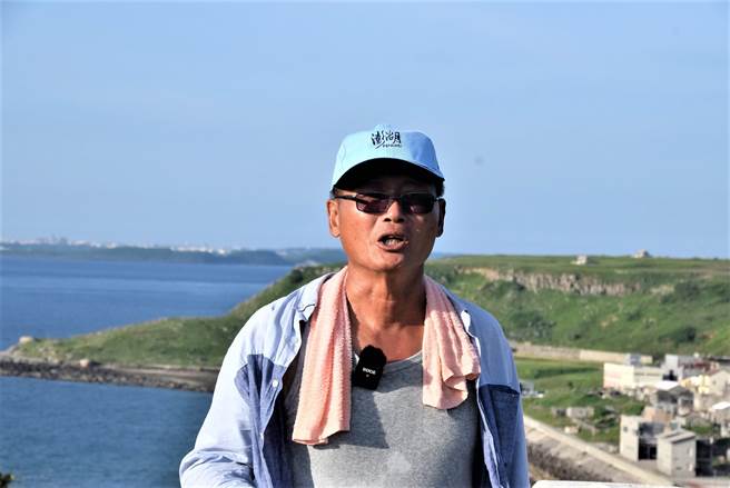 陈大川说，现在疫情非常严重，虎井岛上的医疗资源十分缺乏。（张茂雄摄）