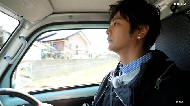 速水茂虎道將開車到日本各地旅遊、用當地食材做菜。（KKTV提供）