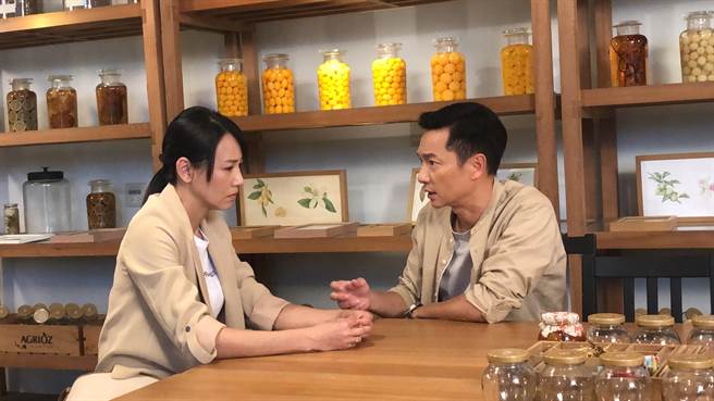 謝祖武在劇中大膽向張本渝告白。（華視提供）