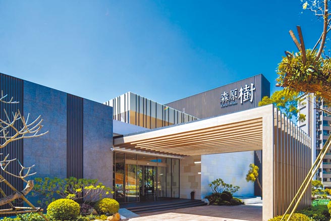 从「森原树」散步10分钟，轻松抵达捷运竹围站。（甲山林提供）