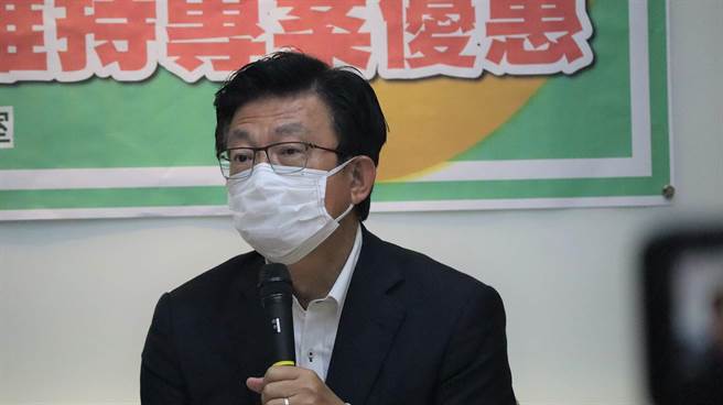 民进党立委郭国文今（24日）在脸书表示，痛苦指数逼近7是一个政府必须重视的数据，它代表反应民眾生活品质，提醒行政部门要重视民眾痛苦的感受。（摘自脸书）