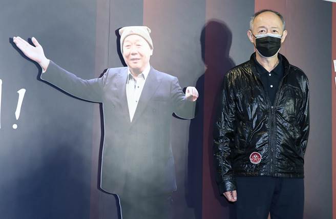 金士杰出席顾宝明纪念追思会。（陈俊吉摄）