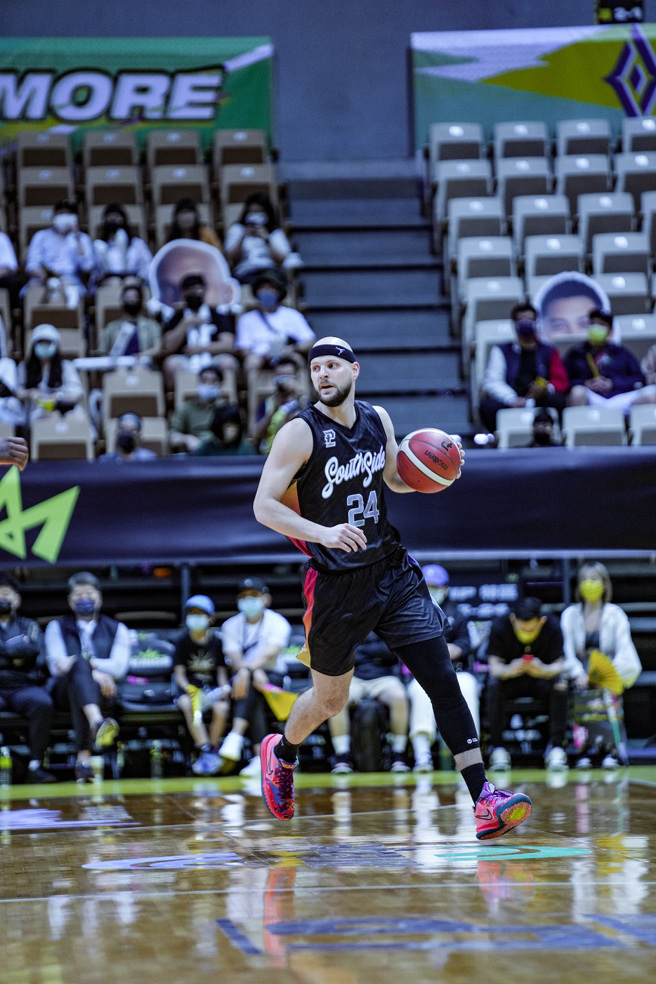 布朗本季二度完成單場大三元數據。（高雄鋼鐵人提供）