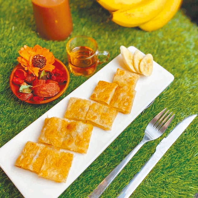 太泰经典香蕉煎饼，售价80元。（SOGO提供）