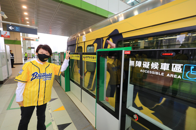 王者列车「猛玛‧钢铎拉」于中华职棒33年例行赛4月2日当天正式启航，只要下载APP，即可看到王者列车发车时间。（图／台中市政府提供）