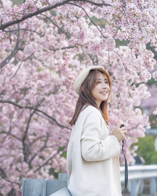 網友們被饒詩婕美貌都給暈倒了。(圖/饒詩婕 IG)