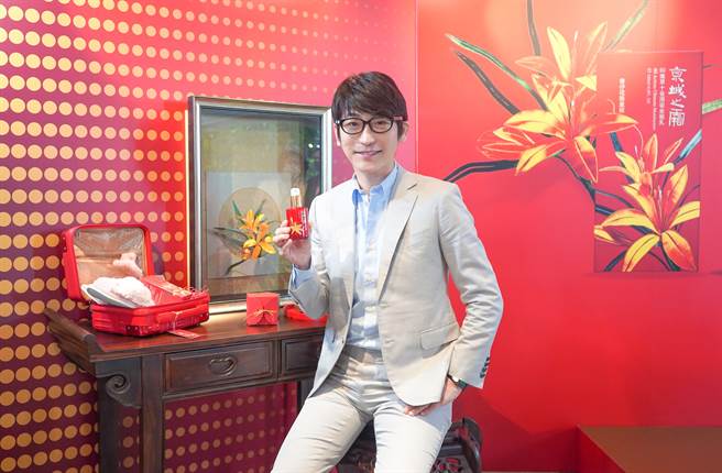 五度献身公益  牛尔善捐百万  守护受暴妇幼 。（京城之霜提供）