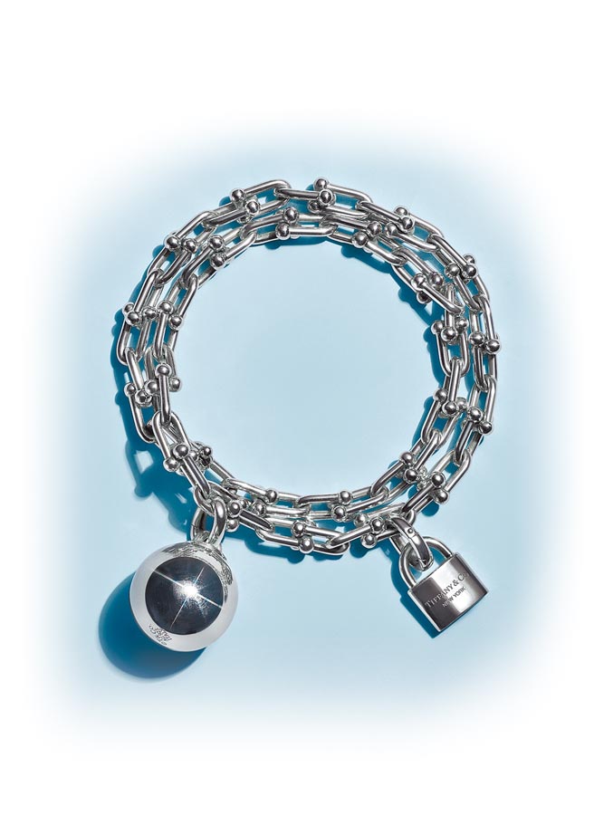Tiffany Hardwear純銀鏈結設計手環6萬6000元。（Tiffany提供）