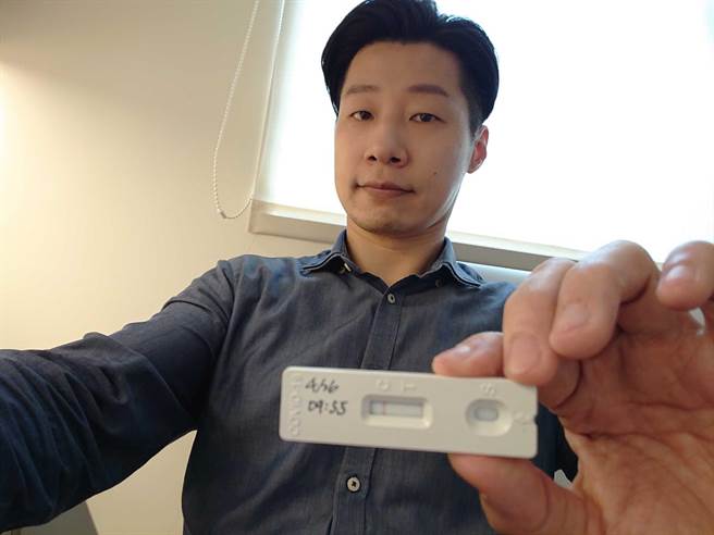 林昶佐秀出快筛结果。（图片摘自林昶佐脸书）