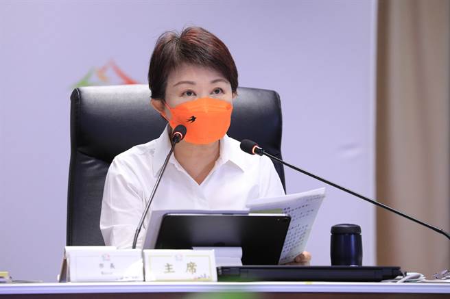 台中市長盧秀燕感謝警察同仁盡忠職守，戮力守護城市治安。（中市府提供／謝瓊雲台中傳真）