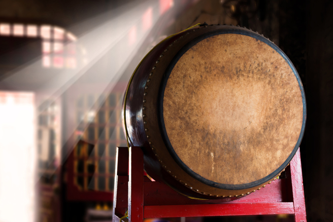 古代打仗之所以要擊戰鼓，除了振奮人心之外，最主要是用來傳達軍令。（示意圖／達志影像）