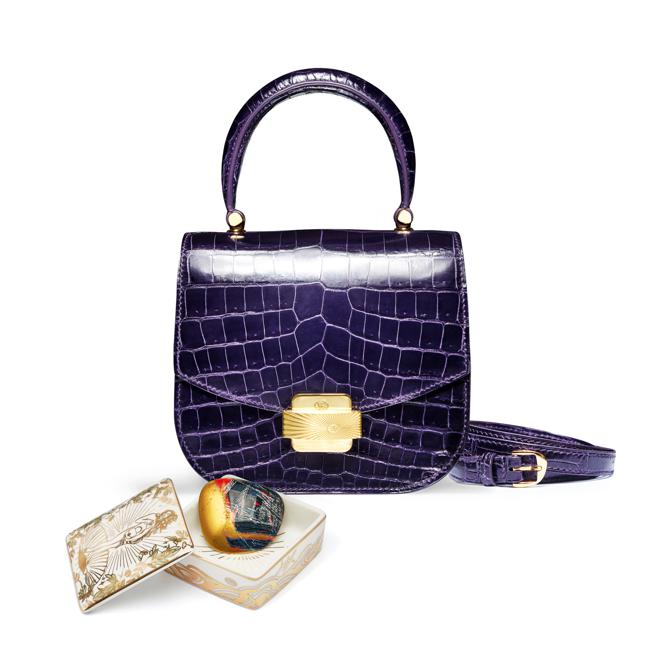 BELLAVITA宝丽广塲 SAUVEREIGN Aphrodite紫色尼罗鱷鱼皮革包，价格店洽。（BELLAVITA提供）