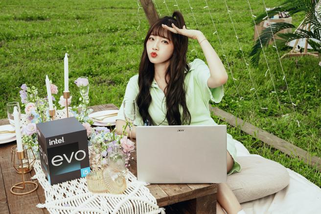 宏碁举办开卖加码活动，5月22日前购买Swift任一款搭载Intel Core处理器系列机种，登录周周抽Klook万元旅游金，全岛奢华野营套装任你选；购买Acer Swift 3、5 指定机种，登录送Line Points 点数最高 5000点。（宏碁提供）